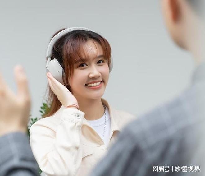 三款头戴式降噪耳机推荐！尊龙凯时人生就是搏平台(图3)